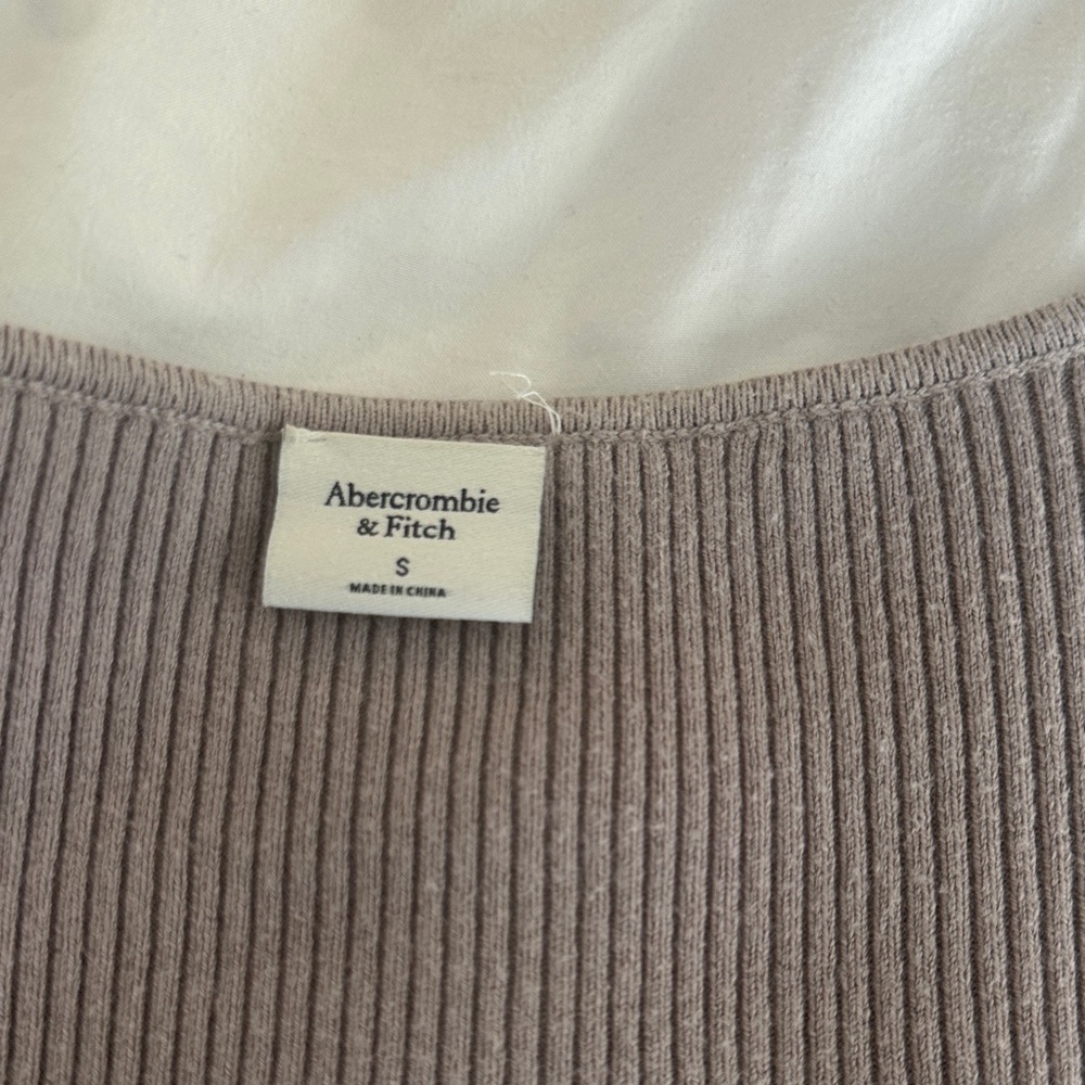 Abercrombie & Fitch Mauve Ribbed Bodysuit - Picture 2 of 2